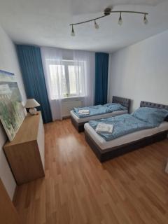 House with 3 bedrooms and pool - Nová Lipnica - 1