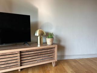 Belfast Skyline Retreat - 3 Bedroom Apartment with Free Parking - Belfast - 4