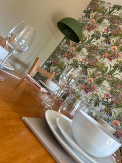 Belfast Skyline Retreat - 3 Bedroom Apartment with Free Parking - Belfast - 3