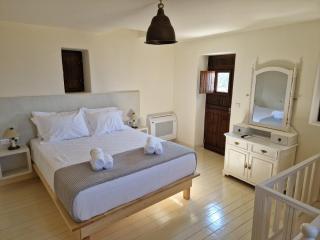 Krialianika House 2 - 4