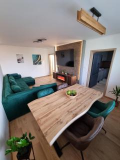 Luxusný apartmán v Leviciach - Levice - 5