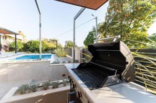 The Light On The Hill - 80m2 luxury apartment with private pool - Vinkuran - 6