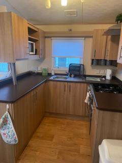 Static Caravan Saltcoats Ayrshire Scotland 3 bedroom balcony - Stevenston - 4