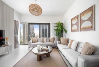 Luxury High Floor Apartment with Downtown Boulevard View Opposite Dubai Mall - 9