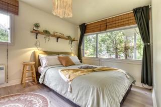 Le Chickadee Chalet, Near Mont-Tremblant, River & Beach View, Wooded Area - - 4
