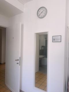 Lisa HOUSE - 4