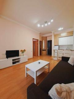 Cozy apartment at Yraz district - Yerevan - 1