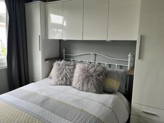 SeasideEscape-2Br-Sleeps4-Parking-PetsOK-Fireplace - Bridlington - 1