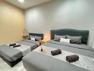 YOLO4 4BR 10PAX CentralTown Netflix - Kuantan - 3