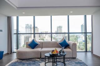 Grand La Vogue Hotel and Casino - Sihanoukville - 1