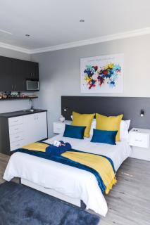 Wanderlust Private Studio Apartment - 1