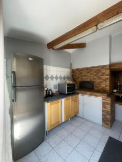 Chambre privé avec piscine ,parking et cuisine prive - Marseille - 3