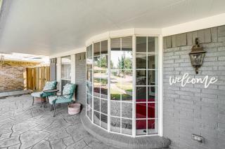 Yard and Patio Dallas Area Home By Parks and Dining - 7