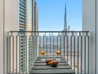 Luxury 2BR, Burj and Fountain View, 2 min walk to Dubai Mall - Dubai - 7