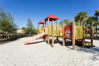 Luxury 5BR Villa with Private Pool, Theater, Game Room & Resort Amenities - Near Disney - Davenport - 1