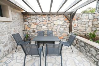 Villa Cubric - Pirovac - 1