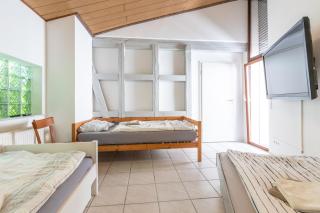 Arbeitnehmerunterkunft I 3 Betten I Balkon I eigene Küche & Bad - Groß-Umstadt - 3