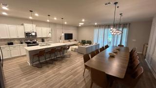 10 Bedrooms 8 Bathrooms Windsor Cay 16392 Sk - 3