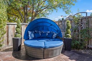 Immersive Spa Retreat with Sauna & 15m to Red Rocks - 3