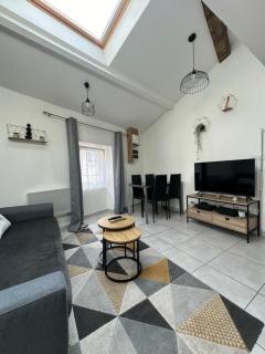 Charmant Duplex en Centre-ville Proche du Puy-du-fouu - Cholet - 9