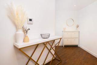 Cozy 1 Bedroom Apartment Close To Excel - Londra - 7