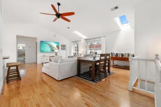 Bonita Beach Retreat, 5 Bed and 3 Bath, Sleeps 10 - Bonita Springs - 2