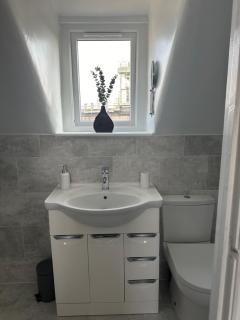 Loft Studio - Brentford - 1