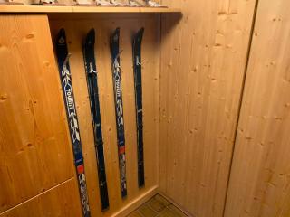Ski in & Ski out Apartment at Chalet Heinrich - 2