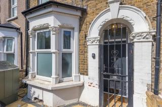 Charming Leytonstone 5 Bed - - Londra - 8