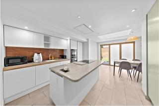 Charming Leytonstone 5 Bed - - Londra - 7