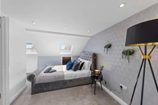Charming Leytonstone 5 Bed - - Londra - 3