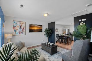Cozy 4BR Home Near Uptown -King Bed- Jacuzzi - Charlotte - 9