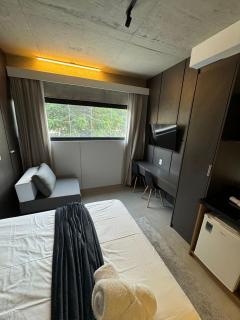 U_X | Studio lindo na Bela Vista próximo ao Hospital Sírio Libanês à 100 metros - São Paulo - 1