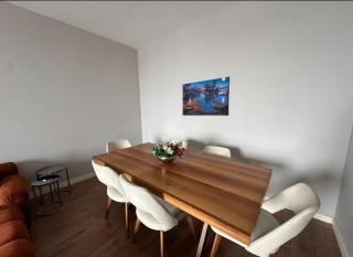 Cozy central 2 bedroom with balcony gym pool - Istanbul - 6