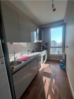 Cozy central 2 bedroom with balcony gym pool - Istanbul - 4