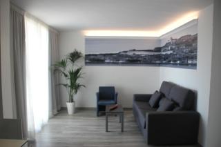 Apartamentos Bora Bora - Adults Only - Playa d'en Bossa - 3