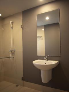 ABIZZ Hotel Lampang Airport - 1