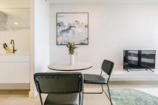 Boutique Apt on St Kilda Rd w Historic Elegance - Melbourne - 2
