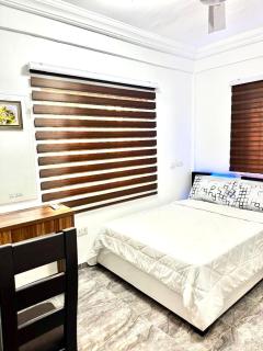 Kan's Krib - Accra - 1