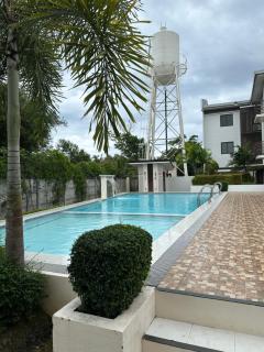 Almond drive Condo Cozy 1BR Talisay - Tangke - 8