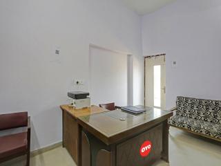 Super Hotel O Easy Stay Inn - Lucknow - 1