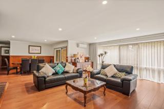 StayAU The Homestead 4BR Spacious Nature Retreat - 8