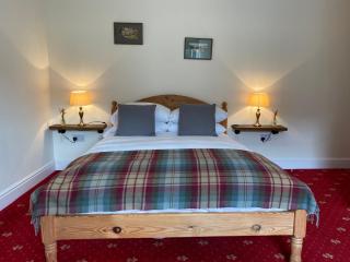 The Gordon Arms Restaurant with Rooms - 1