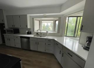 Executive Ranch near Old Town - 1