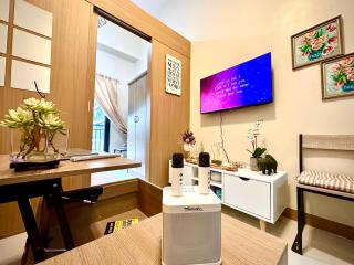 Luxury Condo with balcony on amenity floor, easy access to pool, Sky Garden, Working Lounge and Gym in Makati 7F - Manila - 0