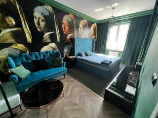 City Center Apartment near public swimming pool - Varsavia - 9