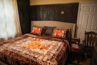 Divine Villa Guest House Harper Ave EWR AIRPORT PENN STATION NY NJ - 3