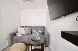 Studio Apartment by Hi5- József körút - Budapest - 5