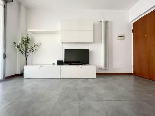 Santa Giulia Terrace - 15 Mins City Center - Linate - 5