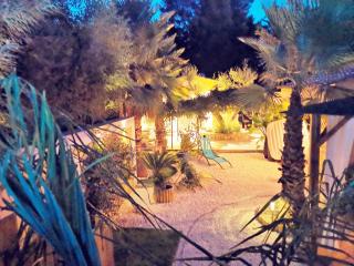 Maison de Charme en couleurs - Cuers - 9